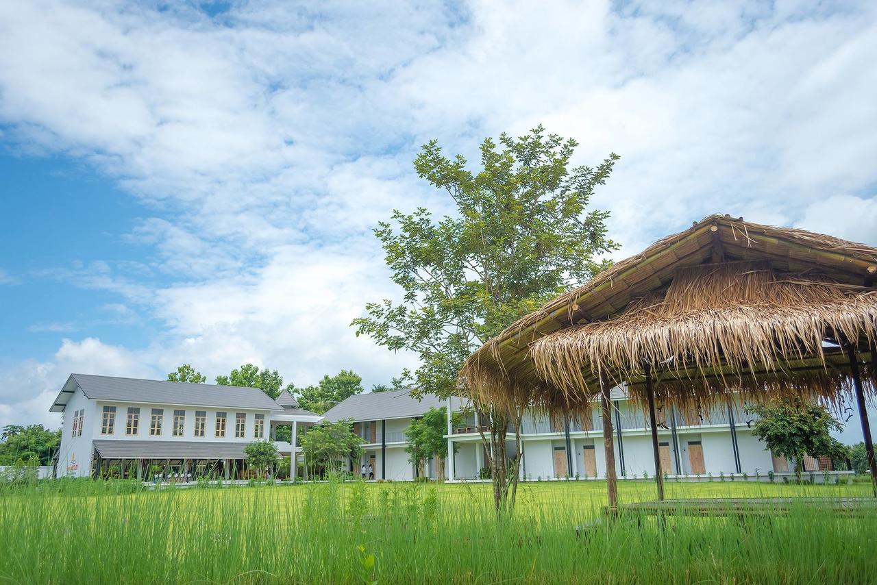 Nansripanna Resort Luaran gambar